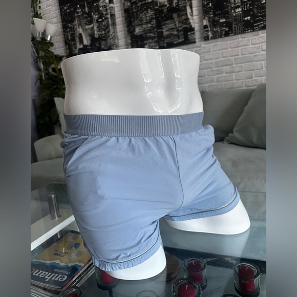 Unisex shorts 🩳 - Picture 3 of 10